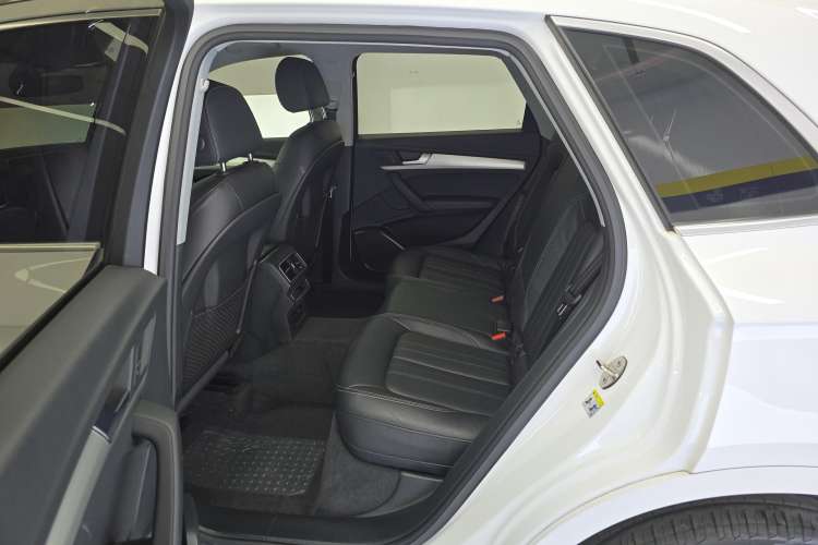 Used Audi Q5L 2020 Updated 40 TFSI Prestige Fashion Edition
