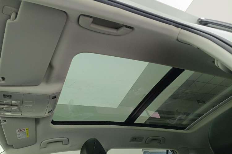 Used Volkswagen Tayron 2019 330TSI Two-Wheel Drive Luxury Model China VI Standard
