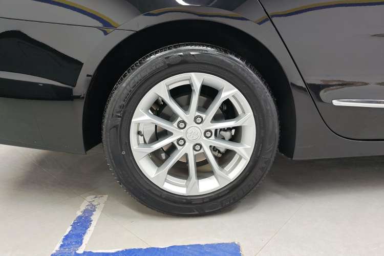 Used Buick LaCrosse 2022 552T Luxury Version
