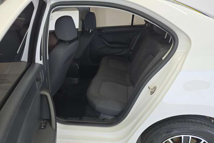 Used Volkswagen Santana 2019 1.5L Manual Fashion Edition China VI Standard
