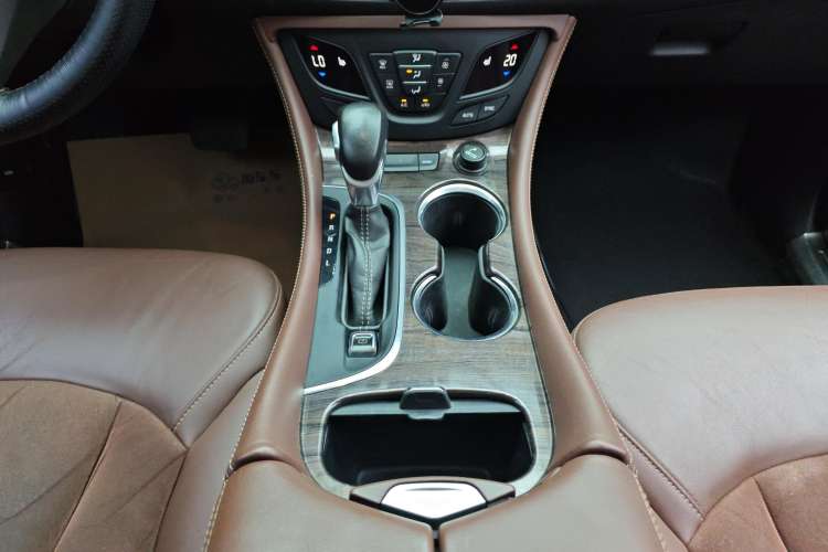 Used Buick Envision 2017 28T Four-Wheel Drive Elite Model
