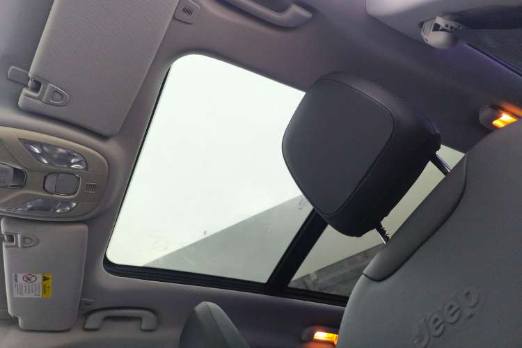 Used  Compass 2017 200T Automatic Family Edition
