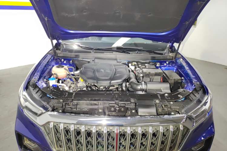 Used Hongqi HS5 2022 Facelifted Version 2.0T Smart Connect Flagship All-Wheel-Drive Edition
