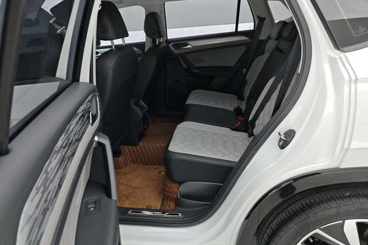 Used Volkswagen Tayron 2023 330TSI Two-Wheel-Drive R-Line High-Energy Version
