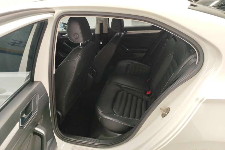 Used Volkswagen Lamando 2019 280TSI DSG Comfort Edition China VI standard
