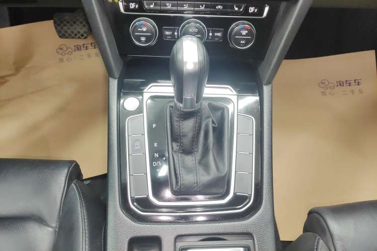 Used Volkswagen Magotan 2019 330TSI DSG Luxury Version China VI Standard
