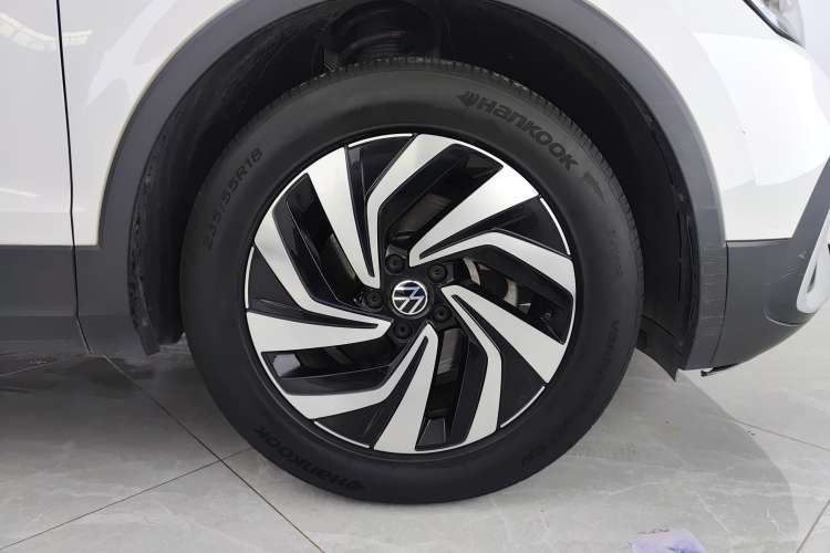 Used Volkswagen Tiguan L 2022 330TSI Automatic Two-Wheel Drive Smart Edition
