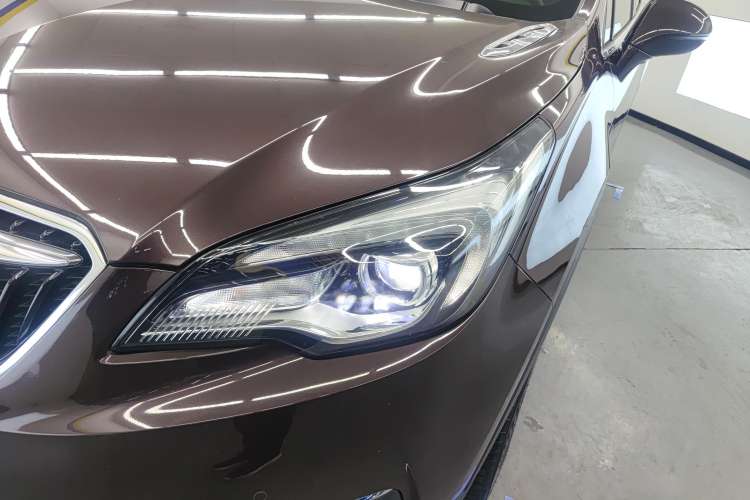 Used Buick Envision 2018 28T Four-Wheel Drive Luxury Model
