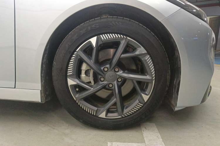 Used  GT 2023 560 Rear-Drive Seven-Wing Edition