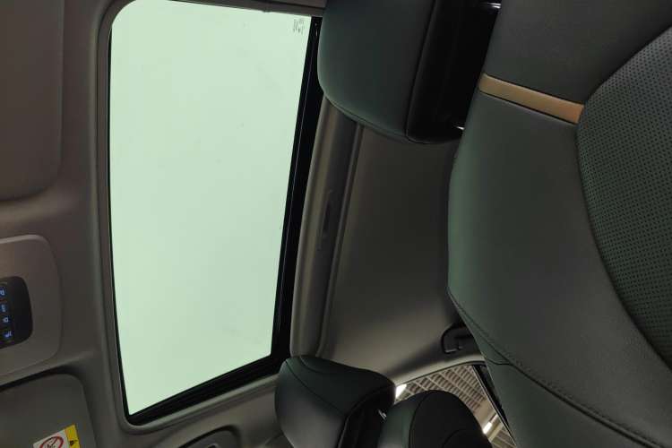 Used Toyota Camry 2021 2.0G Luxury Edition
