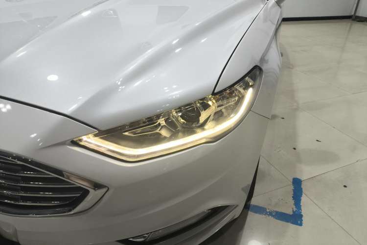 Used Ford Mondeo 2017 EcoBoost 200 Stylish Model
