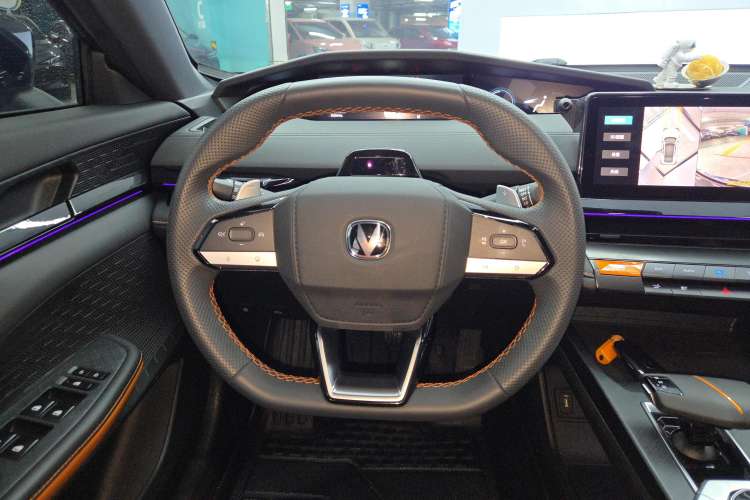 Used Changan UNI-V 2022 1.5T Prestige Version
