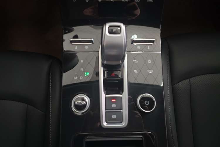 Used Chery Tiggo 8 2021 Kunpeng Edition 390TGDI Automatic Zhubfeng Version
