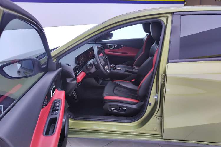 Used GAC Trumpchi EMPOW 2023 Shadow Leopard H Smart Hybrid Edition
