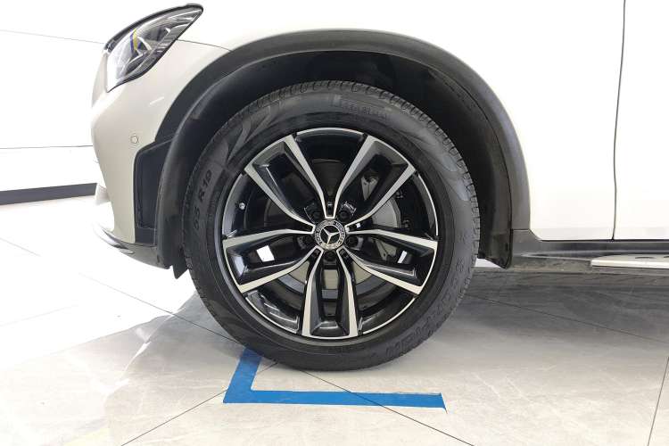 Used Mercedes-Benz GLC 2022 GLC 300 L 4MATIC Dynamic Model
