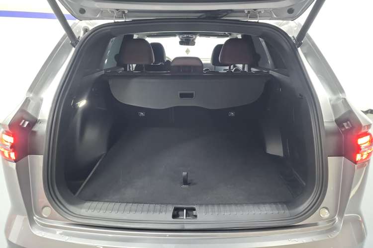 Used Geely Auto Monjaro L 2021 2.0TD DCT EVO Two-Wheel Drive Smart Luxury Version
