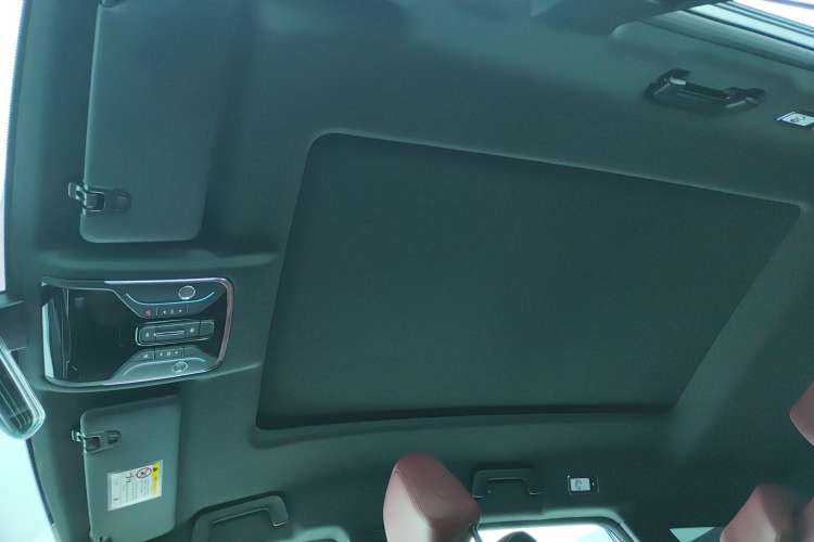 Used JETOUR X70 PLUS 2024 Champion Edition 1.5T DCT Champion MAX 5-Seater