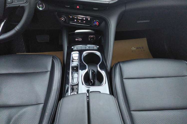 Used Buick Envision 2022 Encore S 552T Two-Wheel Drive Elite Model
