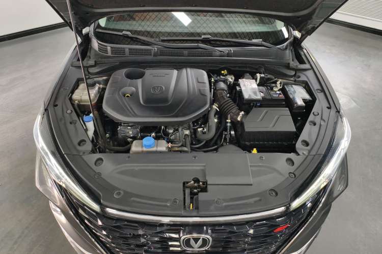 Used Changan Eado 2021 PLUS Blue Whale NE 1.4T GDI DCT Prestige Model
