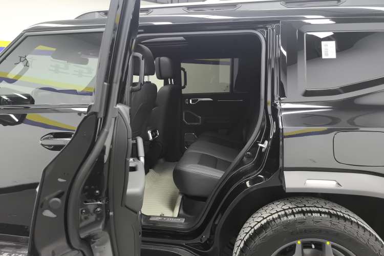 Used Jetour Traveler 2023 2.0T All-Wheel Drive CrossPRO+
