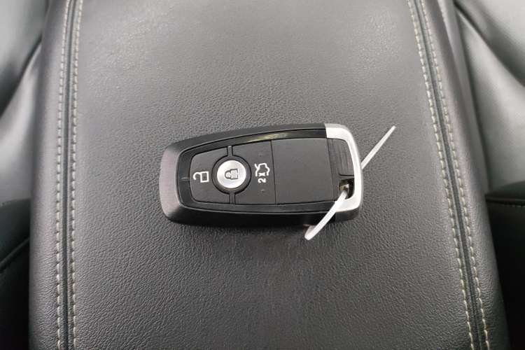 Used Ford Edge 2018 EcoBoost 245 Four-Wheel Drive Titanium 7-Seater
