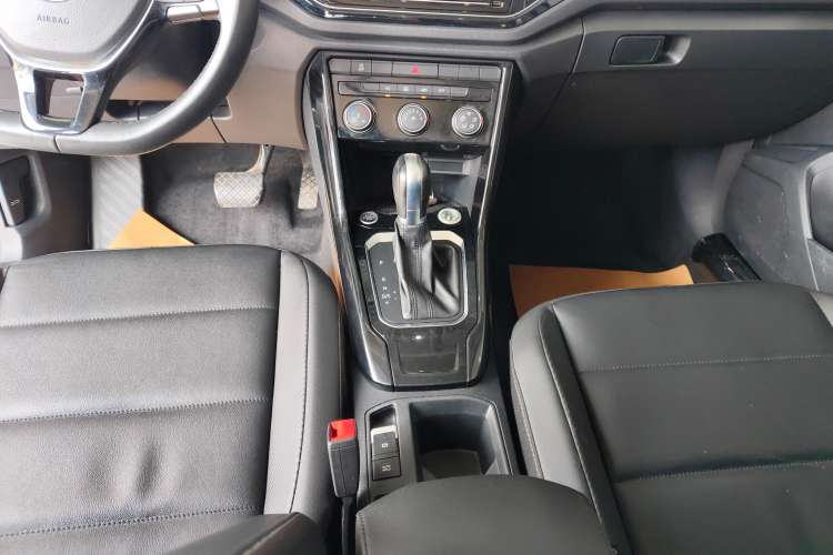 Used Volkswagen T-ROC 2020 280TSI DSG Two-Wheel Drive Comfort Version
