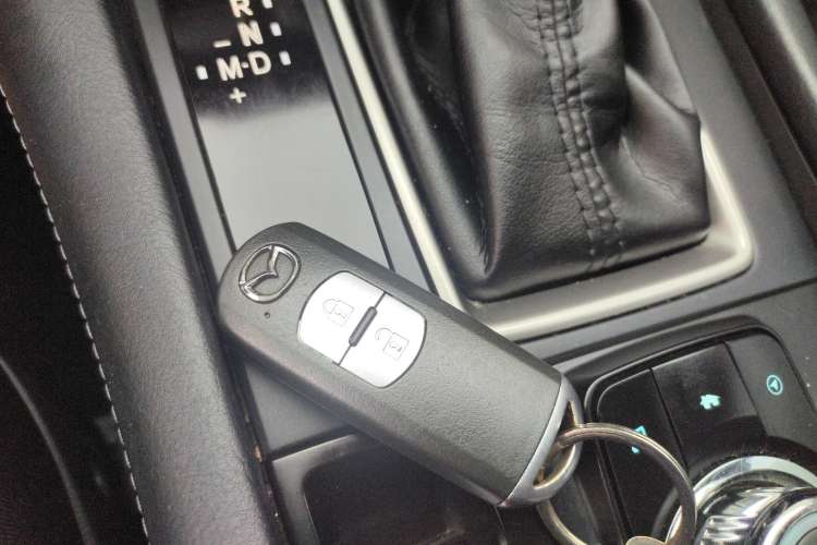 Used Mazda CX-4 2018 2.0L Automatic Two-Wheel Drive Blue Sky Dynamic Version China V Standard
