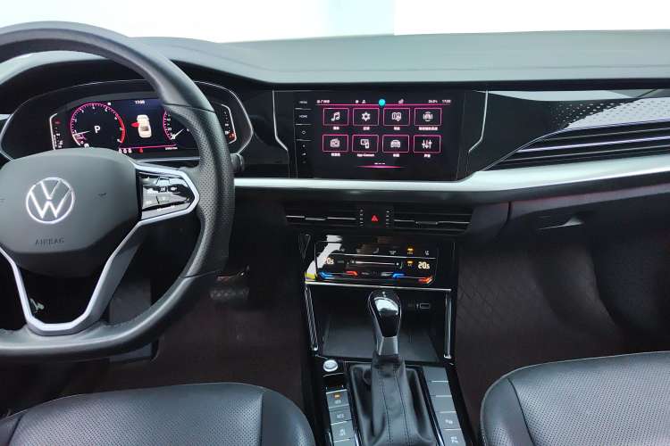 Used Volkswagen Passat 2023 Restyled 330TSI Starry Luxury Edition
