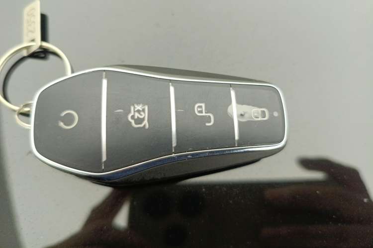 Used BYD Han 2025 DM-i 125KM Prestige Model
