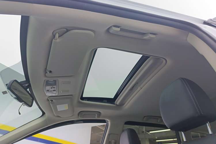 Used Mitsubishi Outlander 2021 2.4L 4x4 Zhi Xiang Edition 7 Seats
