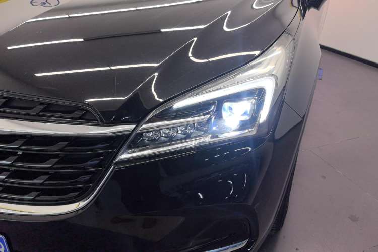 Used Buick Envision 2021 532T Two-Wheel-Drive Leading Version
