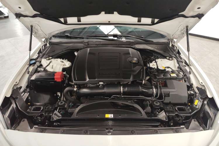 Used Jaguar XEL 2020 2.0T 200 PS S Advanced Elegance Edition
