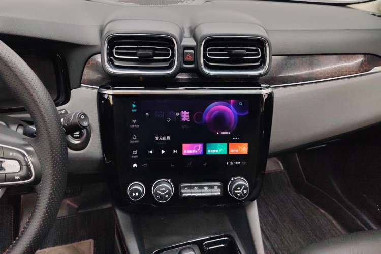 Used Lynk & Co 02 2019 1.5T DCT Two-Wheel Drive Pro Edition China VI Standard
