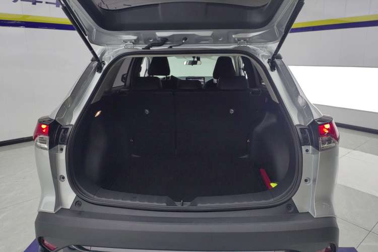 Used Toyota FRONTLANDER 2023 2.0L CVT Elite Edition
