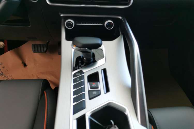 Used Geely Auto Coolray 2023 1.5T DCT Platinum Edition
