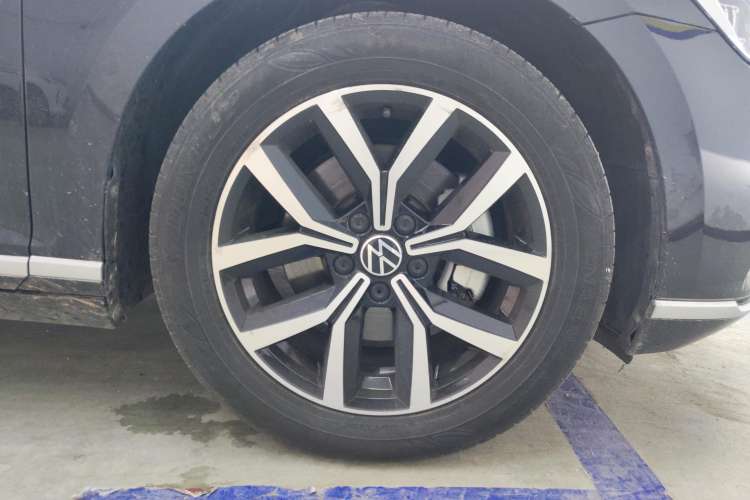 Used Volkswagen Magotan 2020 330TSI DSG Leading Model
