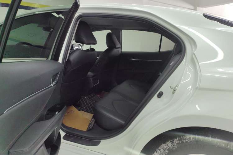 Used Toyota Camry 2022 2.0GVP Premier Edition