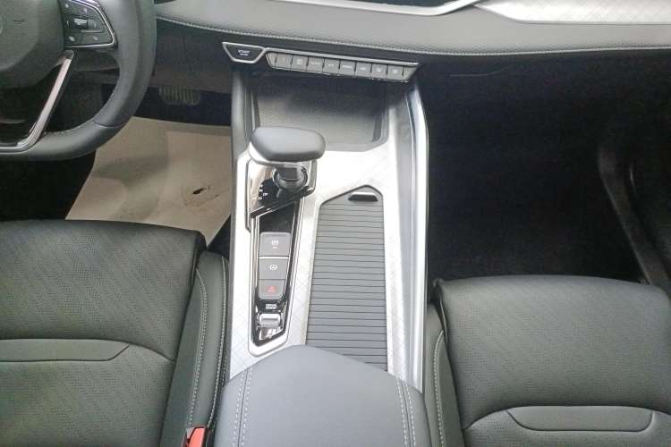 Used Geely Auto Preface 2023 2.0TD Luxury Version
