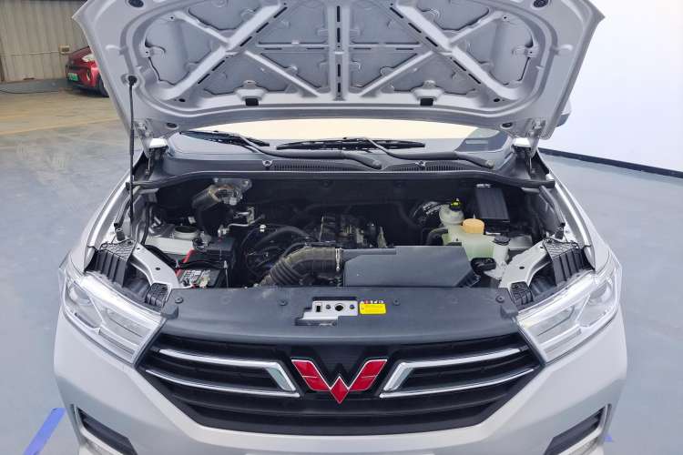 Used Wuling Hongguang 2021 1.5L Revised S Standard Version with Electric Power Steering LAR