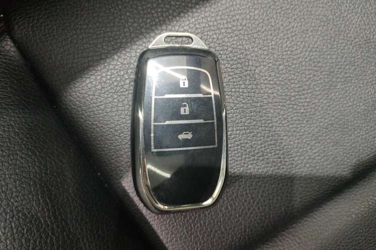 Used Toyota Levin 2023 Smart Electric Hybrid Dual-Engine 1.8L Luxury Edition
