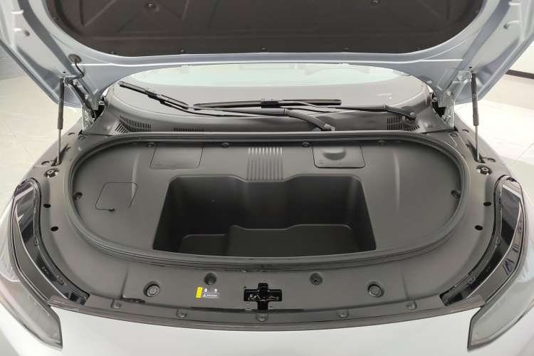 Used  GT 2023 560 Rear-Drive Seven-Wing Edition
