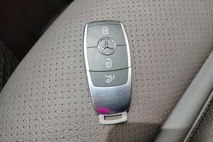 Used Mercedes-Benz GLC 2020 GLC 300 L 4MATIC Luxury Model
