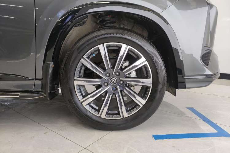 Used Changan CS75 PLUS 2023 3rd Generation 1.5T Automatic Prestige Model
