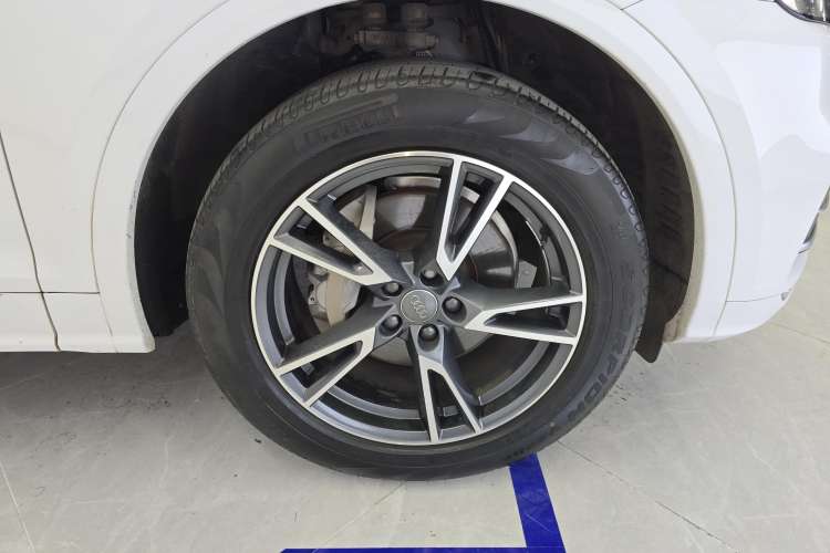 Used Audi Q5L 2020 Updated 40 TFSI Prestige Fashion Edition
