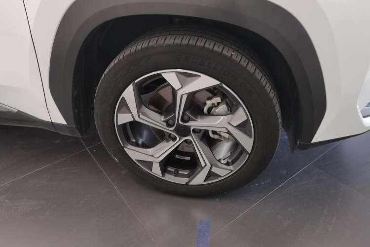 Used Geely Auto FX11 2023 2.0TD DCT Prestige Edition
