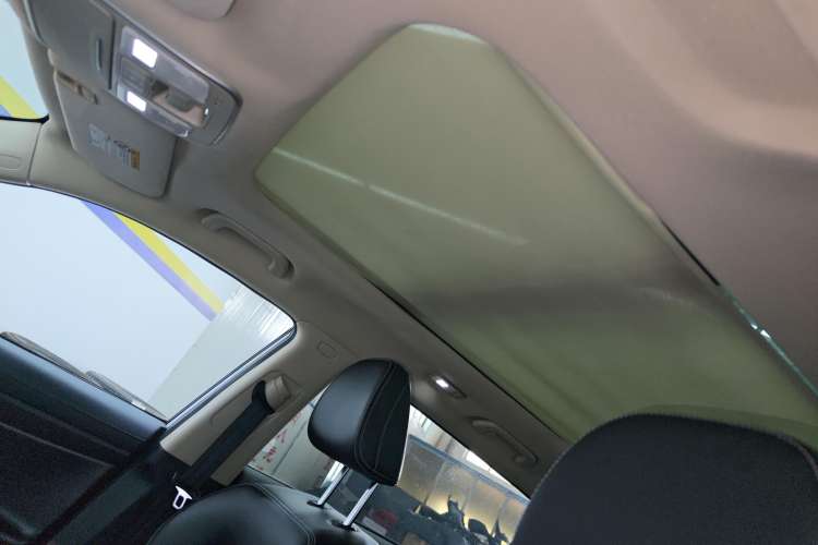 Used Geely Auto Emgrand X7 Sport 2016 1.8TD Automatic ZhiShang Model
