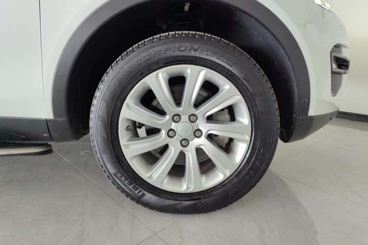 Used Land Rover Discovery Sport 2018 240 PS SE Version
