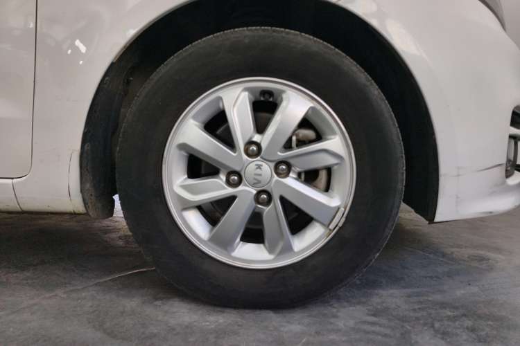 Used Kia K2 2015 Hatchback 1.4L AT GLS Cool Edition