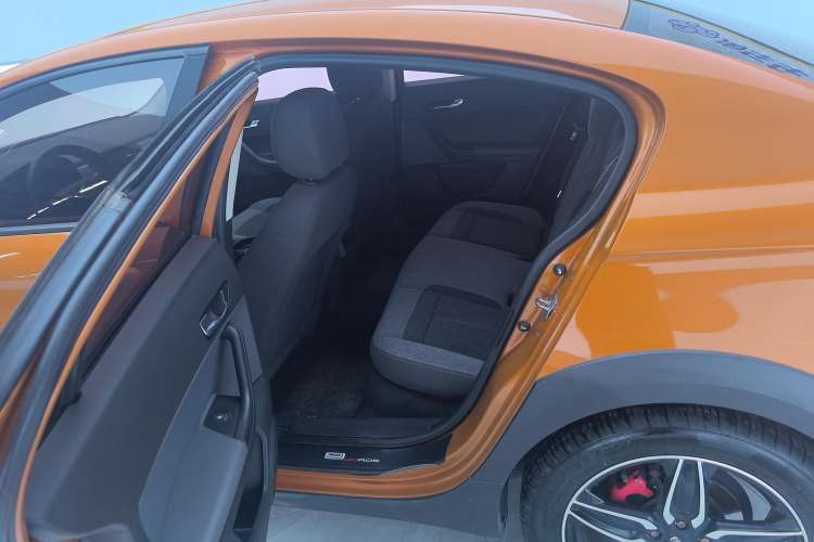 Used Qoros 3 2017 GT 1.6T Manual Enjoyment Model
