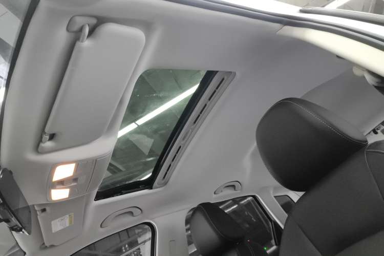 Used Bestune X40 2019 1.6L Automatic Connected Smart Cool Version China V Emission Standard
